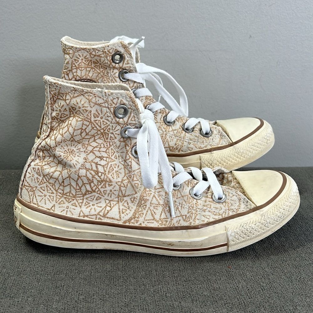 Converse High Tops Unique Cream and Glittery Gold W6